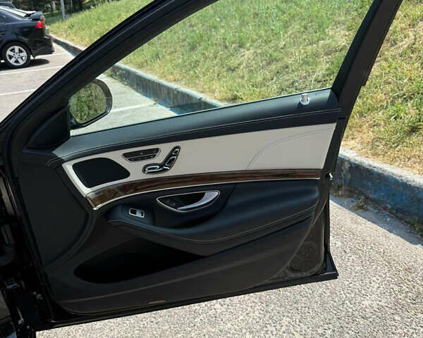 Чорний Мерседес С Клас, об'ємом двигуна 2.99 л та пробігом 250 тис. км за 32500 $, фото 32 на Automoto.ua