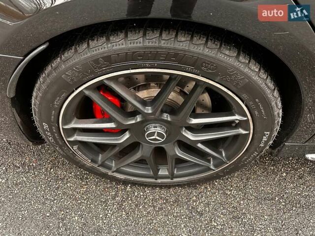 Черный Мерседес С Класс, объемом двигателя 5.46 л и пробегом 160 тыс. км за 56000 $, фото 5 на Automoto.ua