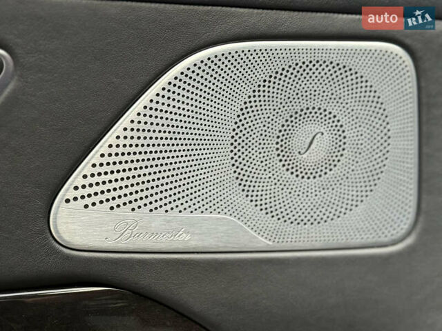 Черный Мерседес С Класс, объемом двигателя 5.98 л и пробегом 89 тыс. км за 215000 $, фото 56 на Automoto.ua