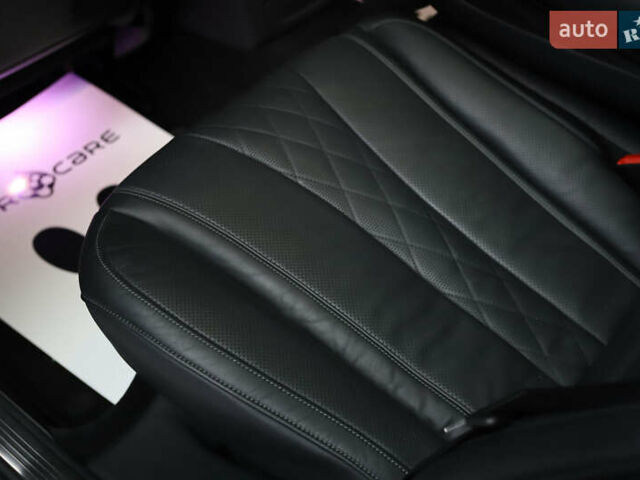 Черный Мерседес С Класс, объемом двигателя 4.66 л и пробегом 100 тыс. км за 42800 $, фото 115 на Automoto.ua