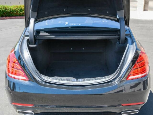 Чорний Мерседес С Клас, об'ємом двигуна 4.7 л та пробігом 79 тис. км за 12000 $, фото 15 на Automoto.ua