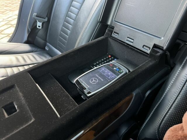 Черный Мерседес С Класс, объемом двигателя 3 л и пробегом 160 тыс. км за 49999 $, фото 15 на Automoto.ua