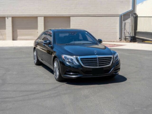 Черный Мерседес С Класс, объемом двигателя 4.7 л и пробегом 72 тыс. км за 34000 $, фото 2 на Automoto.ua