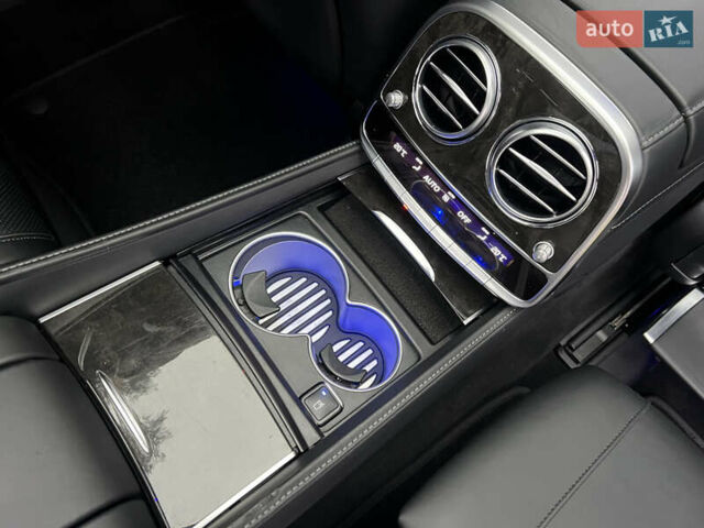 Чорний Мерседес С Клас, об'ємом двигуна 3 л та пробігом 162 тис. км за 49900 $, фото 18 на Automoto.ua