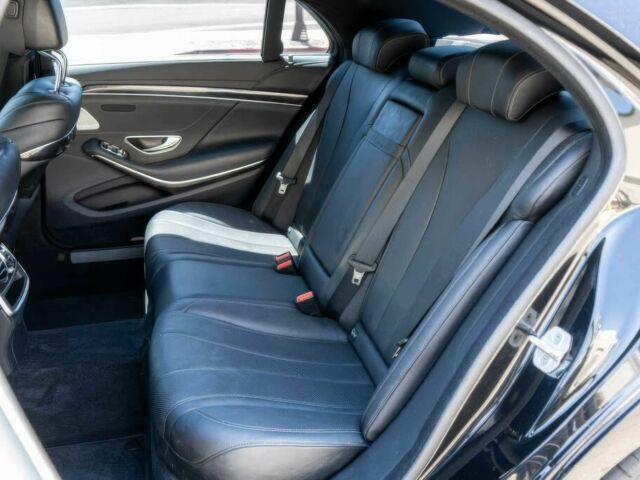 Чорний Мерседес С Клас, об'ємом двигуна 4.7 л та пробігом 79 тис. км за 12000 $, фото 13 на Automoto.ua