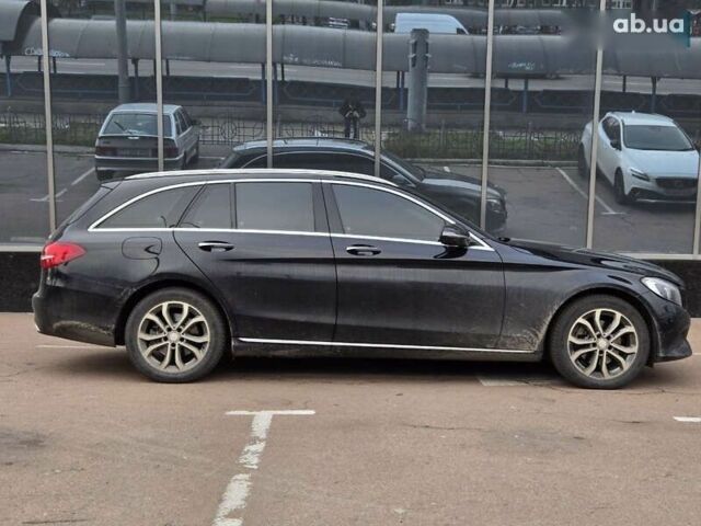 Черный Мерседес С Класс, объемом двигателя 2.1 л и пробегом 93 тыс. км за 21000 $, фото 6 на Automoto.ua
