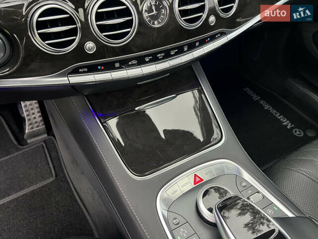Чорний Мерседес С Клас, об'ємом двигуна 3 л та пробігом 162 тис. км за 49900 $, фото 92 на Automoto.ua