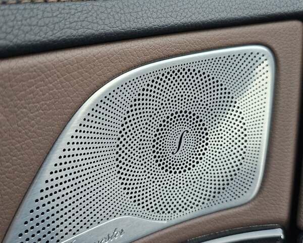 Чорний Мерседес С Клас, об'ємом двигуна 3 л та пробігом 83 тис. км за 46000 $, фото 29 на Automoto.ua