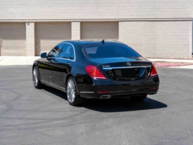 Черный Мерседес С Класс, объемом двигателя 4.7 л и пробегом 72 тыс. км за 34000 $, фото 3 на Automoto.ua