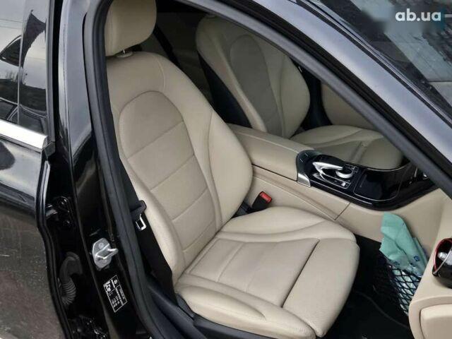 Черный Мерседес С Класс, объемом двигателя 2.1 л и пробегом 93 тыс. км за 21000 $, фото 13 на Automoto.ua