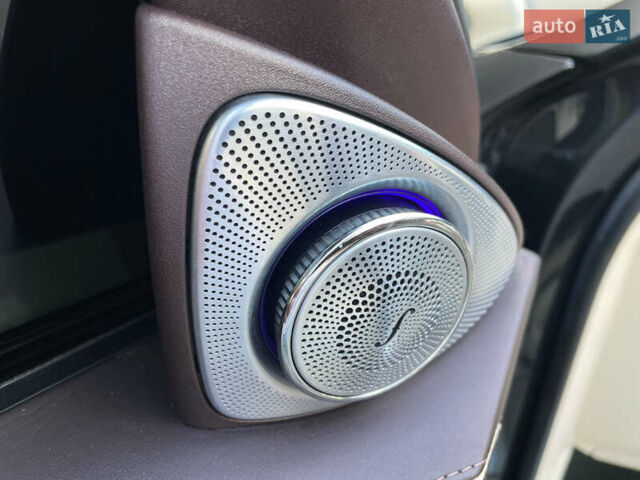 Чорний Мерседес С Клас, об'ємом двигуна 5.98 л та пробігом 138 тис. км за 77900 $, фото 95 на Automoto.ua