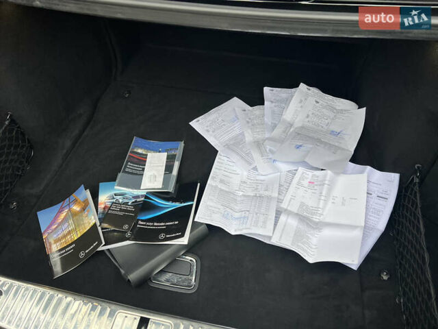 Чорний Мерседес С Клас, об'ємом двигуна 3 л та пробігом 162 тис. км за 49900 $, фото 1 на Automoto.ua