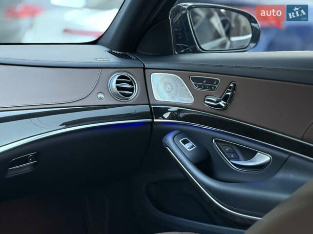 Черный Мерседес С Класс, объемом двигателя 2.99 л и пробегом 147 тыс. км за 47500 $, фото 22 на Automoto.ua