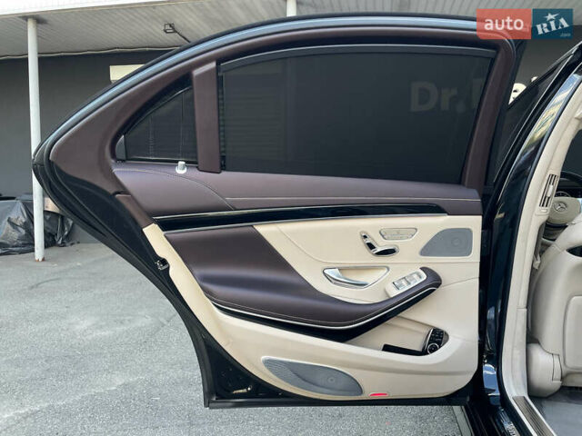 Чорний Мерседес С Клас, об'ємом двигуна 5.98 л та пробігом 138 тис. км за 77900 $, фото 97 на Automoto.ua