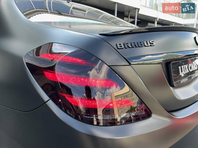 Чорний Мерседес С Клас, об'ємом двигуна 5.98 л та пробігом 138 тис. км за 77900 $, фото 32 на Automoto.ua