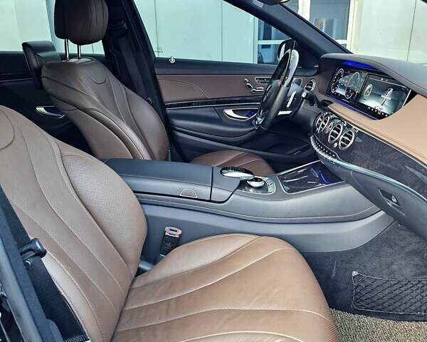 Чорний Мерседес С Клас, об'ємом двигуна 3 л та пробігом 83 тис. км за 46000 $, фото 14 на Automoto.ua