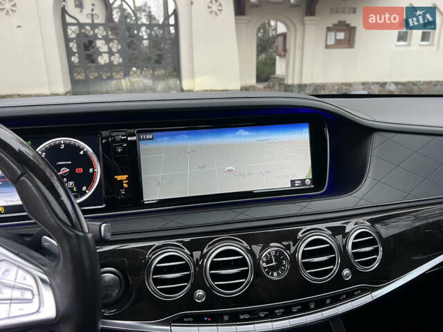 Чорний Мерседес С Клас, об'ємом двигуна 3 л та пробігом 162 тис. км за 49900 $, фото 95 на Automoto.ua