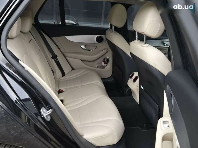 Черный Мерседес С Класс, объемом двигателя 2.1 л и пробегом 93 тыс. км за 21000 $, фото 11 на Automoto.ua