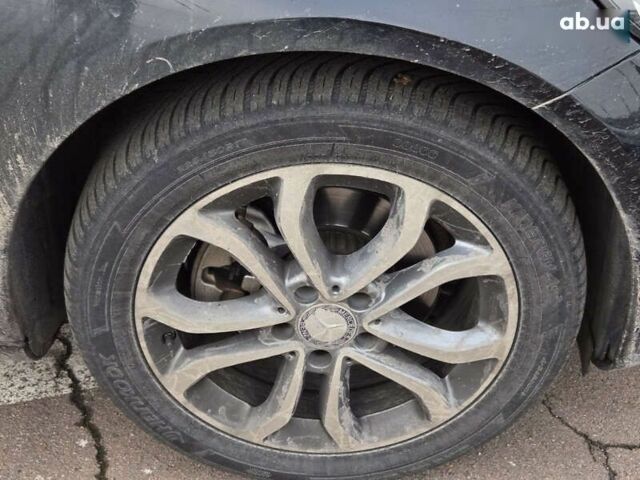 Черный Мерседес С Класс, объемом двигателя 2.1 л и пробегом 93 тыс. км за 21000 $, фото 17 на Automoto.ua