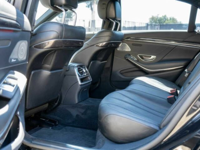 Чорний Мерседес С Клас, об'ємом двигуна 4.7 л та пробігом 79 тис. км за 12000 $, фото 12 на Automoto.ua