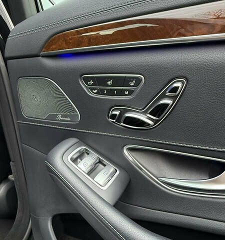 Чорний Мерседес С Клас, об'ємом двигуна 2 л та пробігом 170 тис. км за 43000 $, фото 17 на Automoto.ua