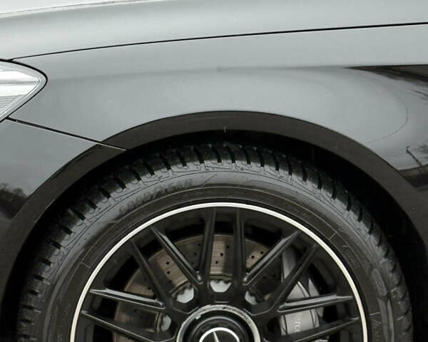 Чорний Мерседес С Клас, об'ємом двигуна 3 л та пробігом 141 тис. км за 43700 $, фото 4 на Automoto.ua