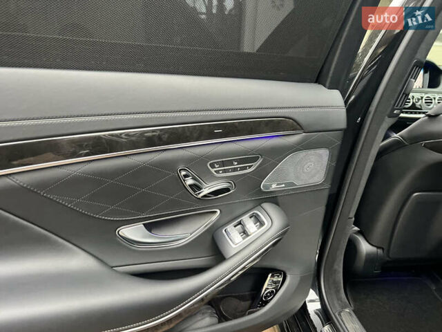 Чорний Мерседес С Клас, об'ємом двигуна 3 л та пробігом 162 тис. км за 49900 $, фото 115 на Automoto.ua