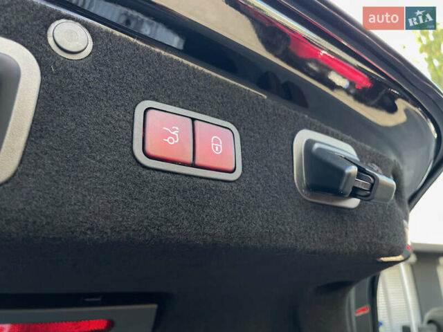 Чорний Мерседес С Клас, об'ємом двигуна 5.98 л та пробігом 138 тис. км за 77900 $, фото 102 на Automoto.ua