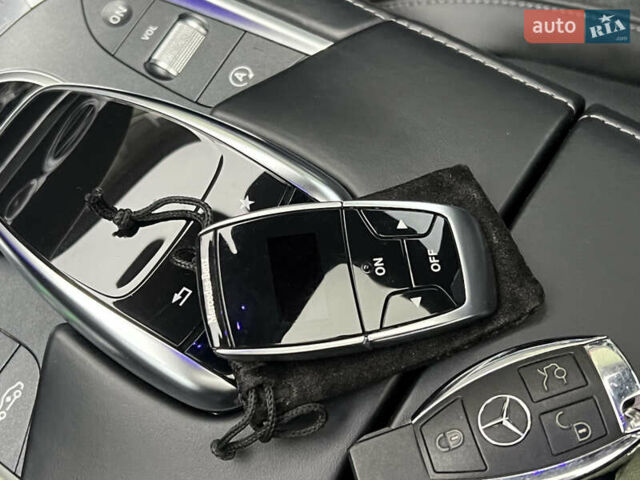 Чорний Мерседес С Клас, об'ємом двигуна 3 л та пробігом 162 тис. км за 49900 $, фото 3 на Automoto.ua