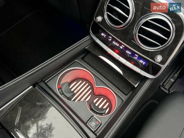 Чорний Мерседес С Клас, об'ємом двигуна 3 л та пробігом 162 тис. км за 49900 $, фото 17 на Automoto.ua
