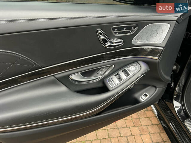 Чорний Мерседес С Клас, об'ємом двигуна 3 л та пробігом 162 тис. км за 49900 $, фото 75 на Automoto.ua