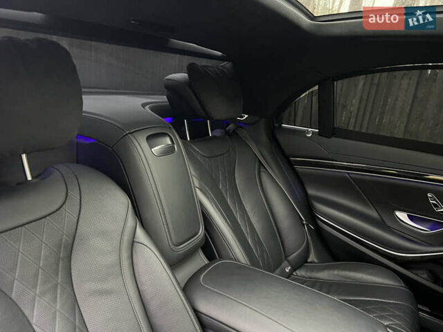 Чорний Мерседес С Клас, об'ємом двигуна 3 л та пробігом 162 тис. км за 49900 $, фото 152 на Automoto.ua