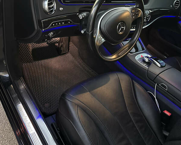 Черный Мерседес С Класс, объемом двигателя 2.99 л и пробегом 109 тыс. км за 47500 $, фото 6 на Automoto.ua