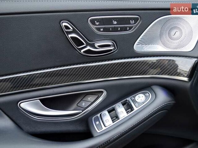 Чорний Мерседес С Клас, об'ємом двигуна 2.99 л та пробігом 211 тис. км за 44900 $, фото 18 на Automoto.ua