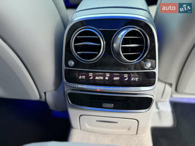 Черный Мерседес С Класс, объемом двигателя 2.99 л и пробегом 114 тыс. км за 53000 $, фото 31 на Automoto.ua