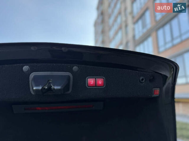 Черный Мерседес С Класс, объемом двигателя 4.7 л и пробегом 120 тыс. км за 49999 $, фото 29 на Automoto.ua
