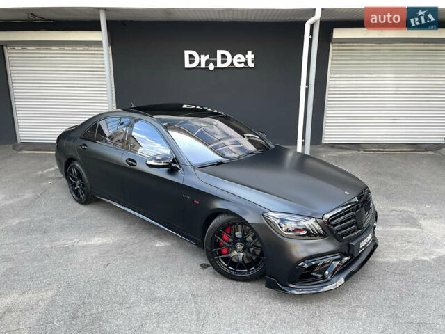 Чорний Мерседес С Клас, об'ємом двигуна 5.98 л та пробігом 138 тис. км за 77900 $, фото 15 на Automoto.ua