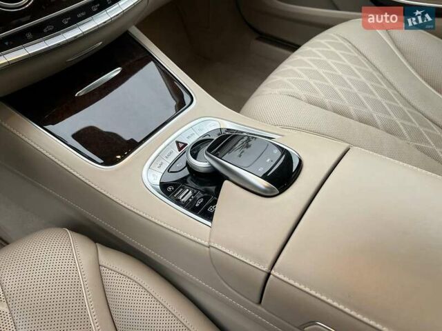 Черный Мерседес С Класс, объемом двигателя 3.98 л и пробегом 104 тыс. км за 66990 $, фото 24 на Automoto.ua