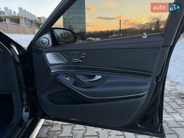 Черный Мерседес С Класс, объемом двигателя 3.98 л и пробегом 118 тыс. км за 49000 $, фото 44 на Automoto.ua