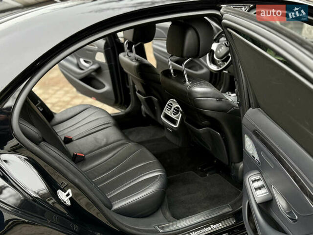 Черный Мерседес С Класс, объемом двигателя 4.66 л и пробегом 167 тыс. км за 32999 $, фото 67 на Automoto.ua