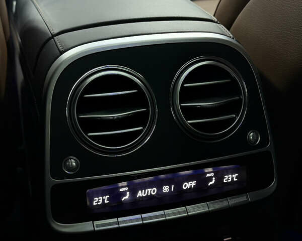 Чорний Мерседес С Клас, об'ємом двигуна 2.99 л та пробігом 217 тис. км за 42500 $, фото 29 на Automoto.ua