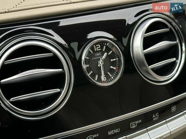 Черный Мерседес С Класс, объемом двигателя 3.98 л и пробегом 157 тыс. км за 72500 $, фото 55 на Automoto.ua