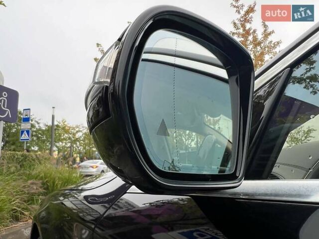 Черный Мерседес С Класс, объемом двигателя 3.98 л и пробегом 104 тыс. км за 66990 $, фото 8 на Automoto.ua