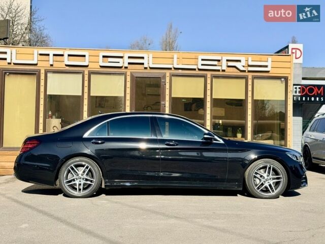 Черный Мерседес С Класс, объемом двигателя 3.98 л и пробегом 89 тыс. км за 57500 $, фото 16 на Automoto.ua
