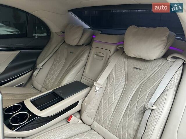 Черный Мерседес С Класс, объемом двигателя 3.98 л и пробегом 157 тыс. км за 72500 $, фото 28 на Automoto.ua