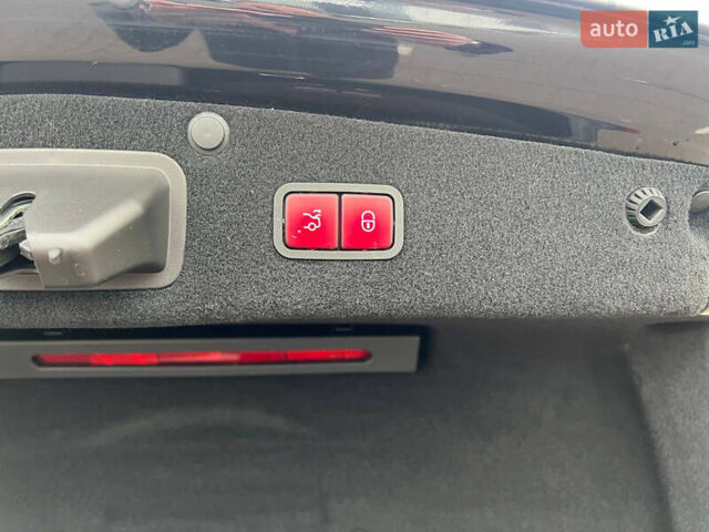 Черный Мерседес С Класс, объемом двигателя 2.99 л и пробегом 93 тыс. км за 47500 $, фото 33 на Automoto.ua