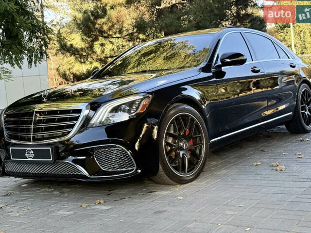 Чорний Мерседес С Клас, об'ємом двигуна 3 л та пробігом 87 тис. км за 45500 $, фото 1 на Automoto.ua
