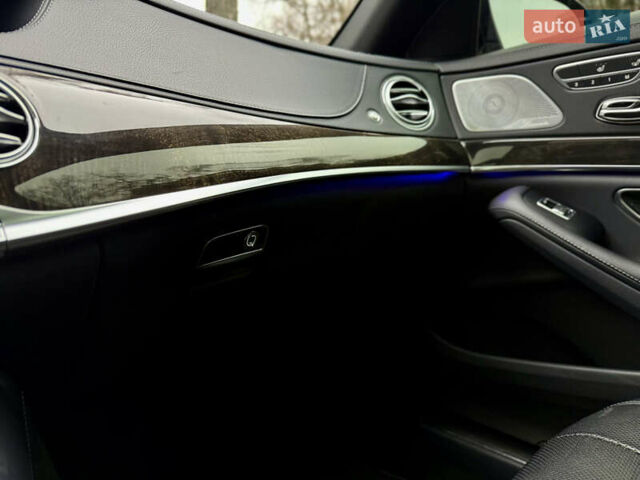 Черный Мерседес С Класс, объемом двигателя 4.66 л и пробегом 167 тыс. км за 32999 $, фото 93 на Automoto.ua