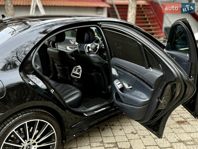 Черный Мерседес С Класс, объемом двигателя 4.66 л и пробегом 167 тыс. км за 32999 $, фото 66 на Automoto.ua