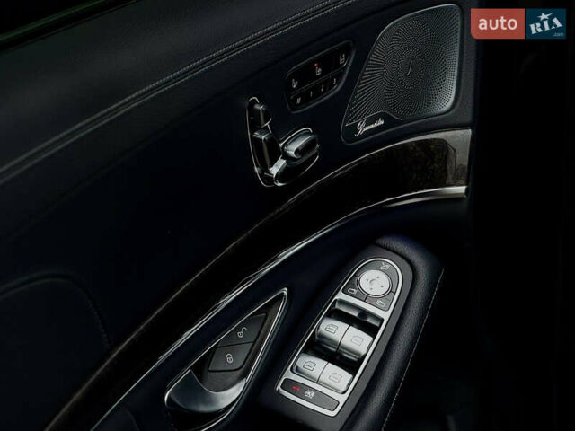 Черный Мерседес С Класс, объемом двигателя 4.66 л и пробегом 167 тыс. км за 32999 $, фото 51 на Automoto.ua